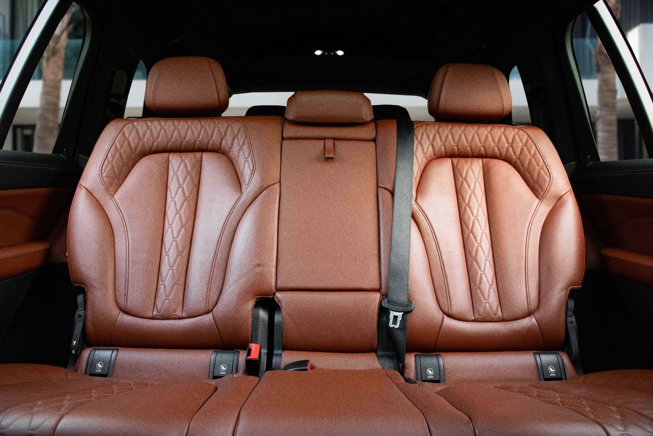 BMW X7 4,994 P.M | 0% Downpayment | BMW X7 M-Sport!