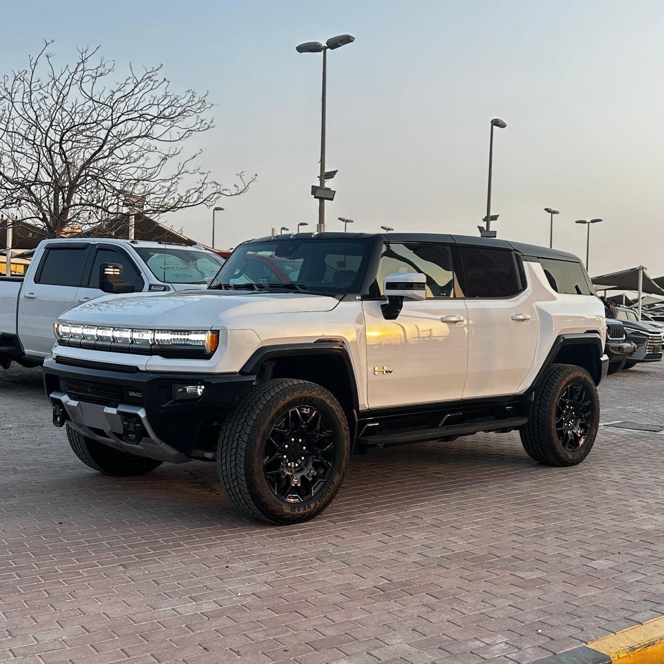GMC Hummer EV SUV