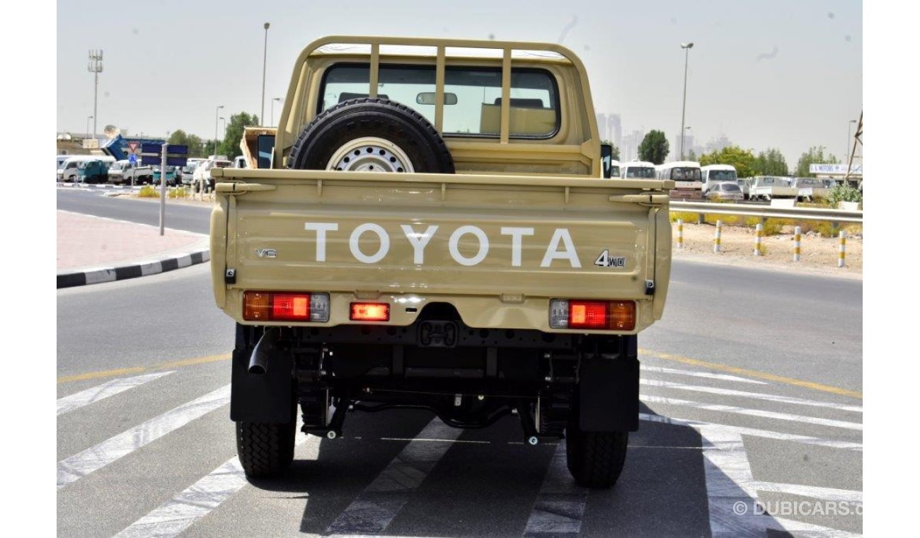 تويوتا لاند كروزر بيك آب 79 SINGLE CAB V6 4.0L PETROL 4WD MANUAL TRANSMISSION