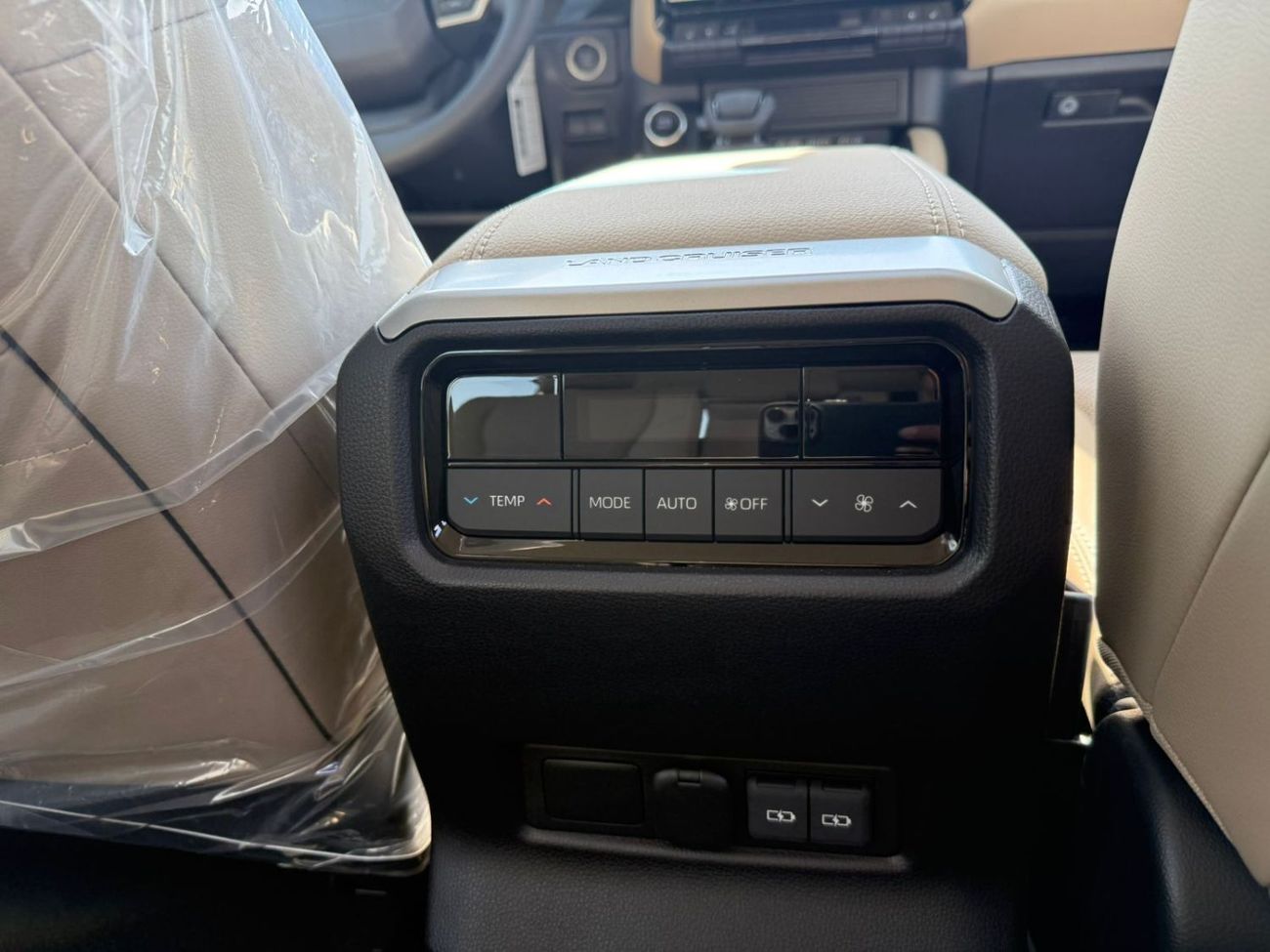 تويوتا برادو TOYOTA PRADO 2.4L Turbo All Rounder V - Special - 2025 Model