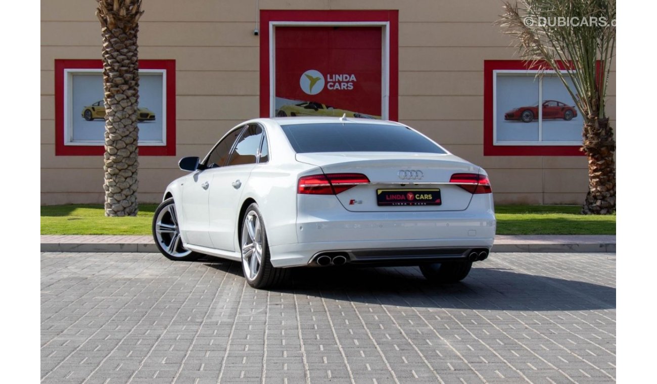 Audi S8 D4