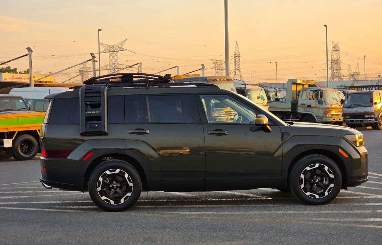 Hyundai Santa Fe 2025 Model Push button , Trunk automatic and original leather with 8 seatwe