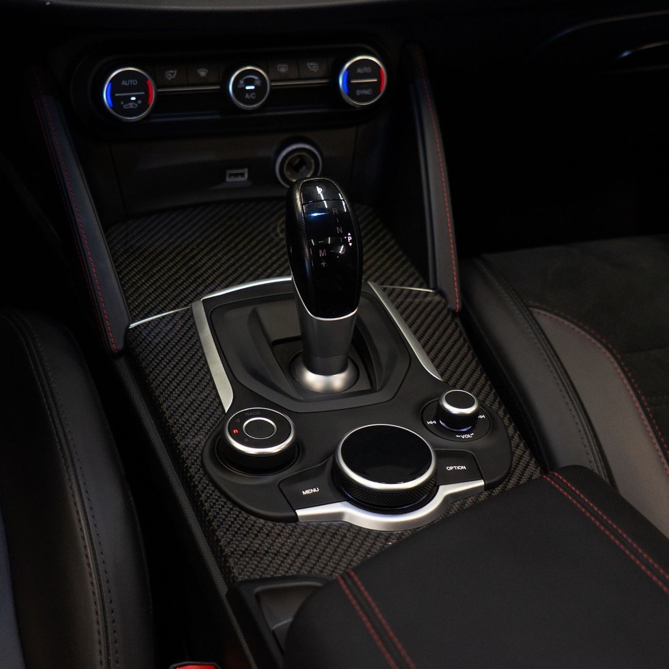 Alfa Romeo Stelvio Quadrifoglio 2.9L (503 HP) AED 3,065 pm  • 0% Downpayment • Alfa Romeo Stelvio Quadrifoglio •   Agen