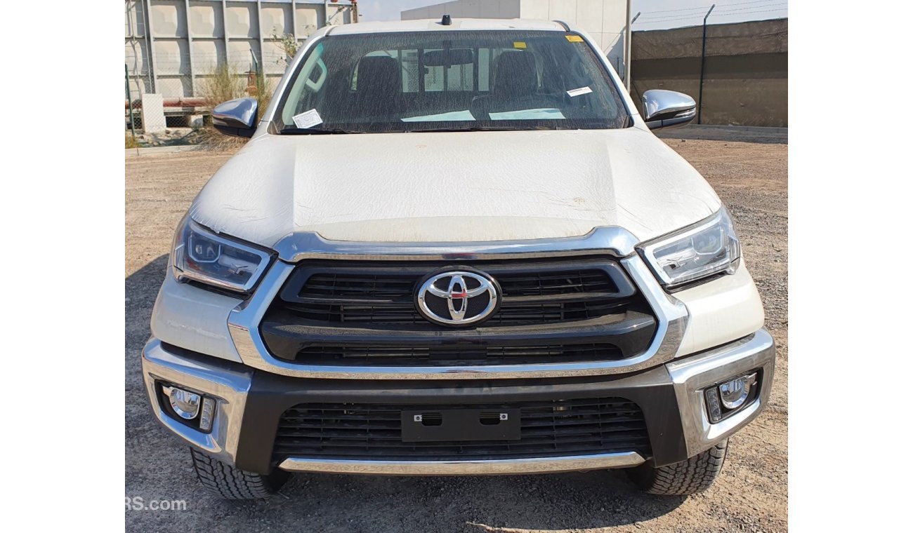 Toyota Hilux DC DIESEL 2.4L 4x4 6MT Steel wide, CAM, FAC,DRL,2 Cool Bx,CRC,DIFF,FOG,WGN,4X4