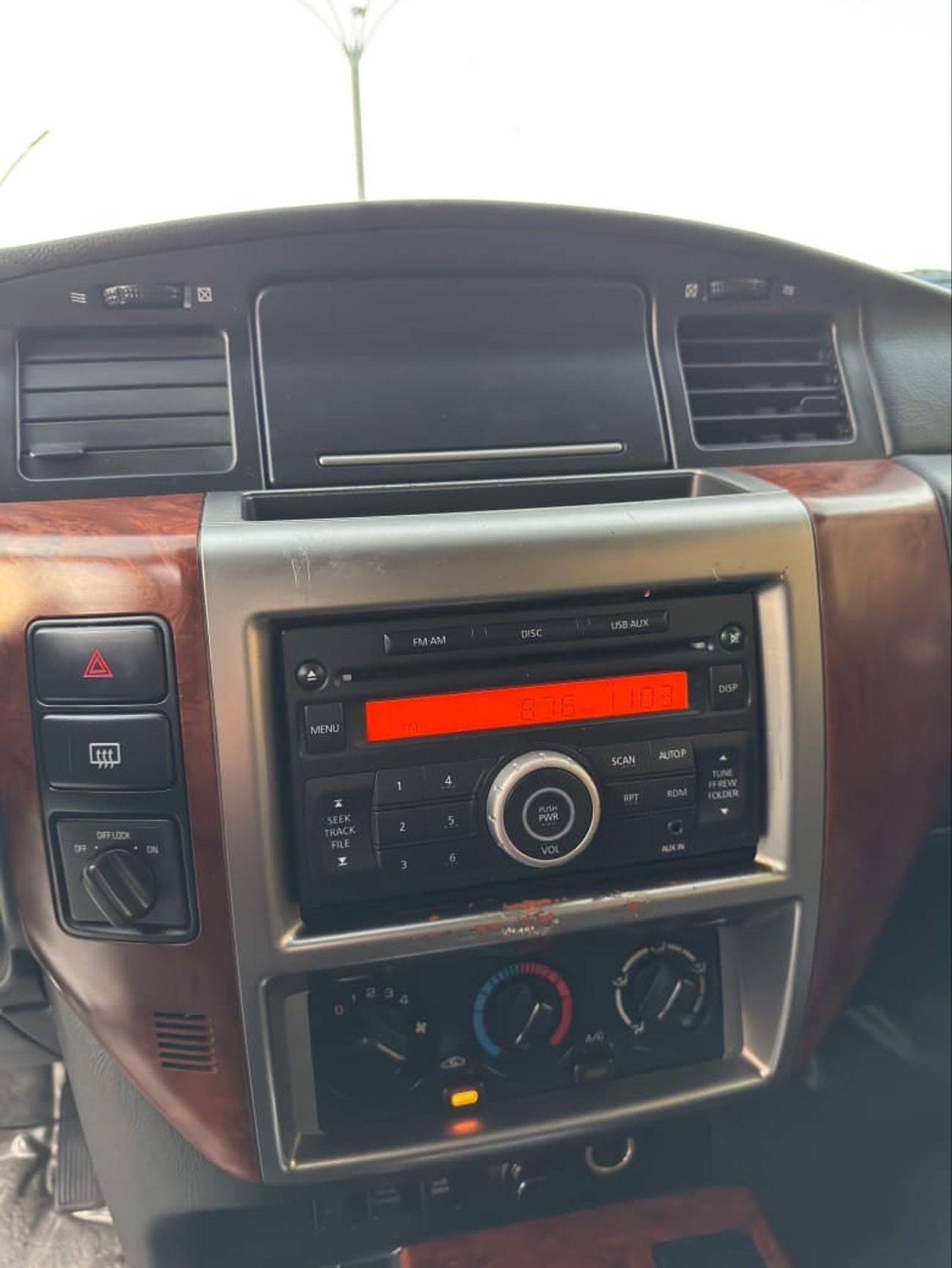 Nissan Patrol Safari Safari 4.8L M/T