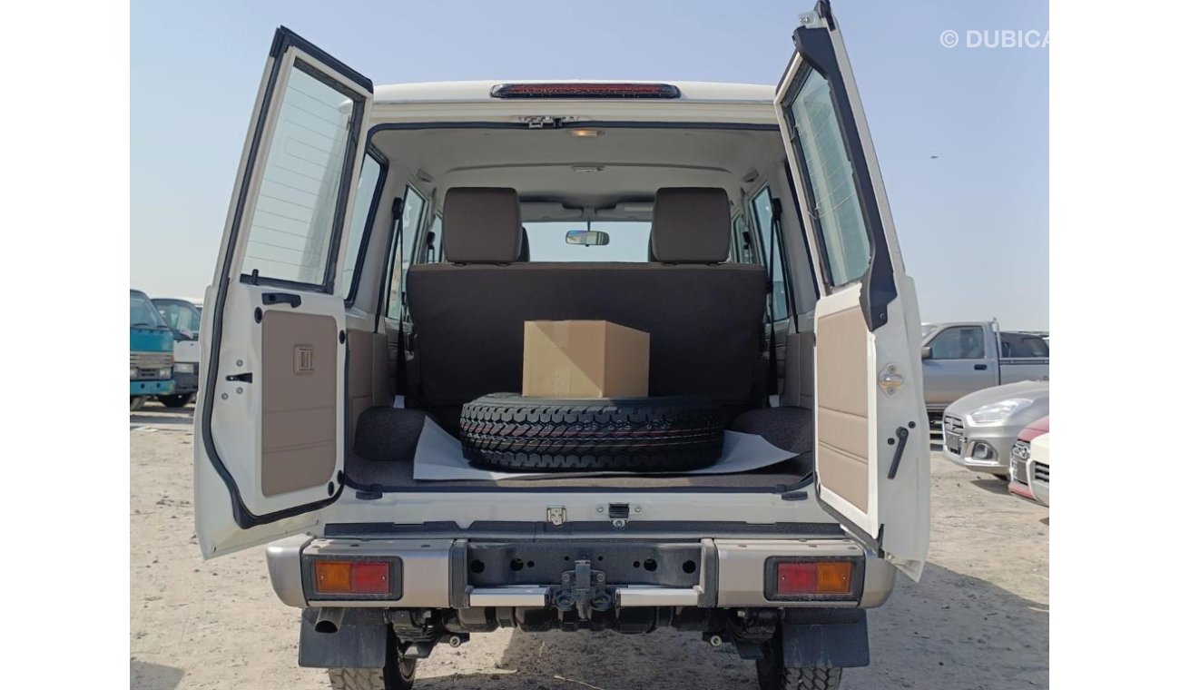 Toyota Land Cruiser 70 4.5L V8 Diesel, M/T, Chrome Mirror With Wooden Interior (70 Series) 2023