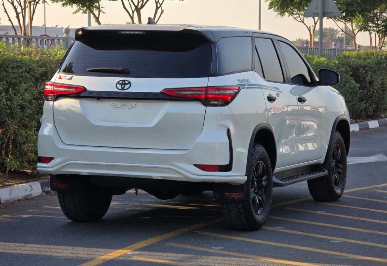 Toyota Fortuner FACELIFTED TO 2025 MODEL | RHD | 2.8 DIESEL ENGINE | AT