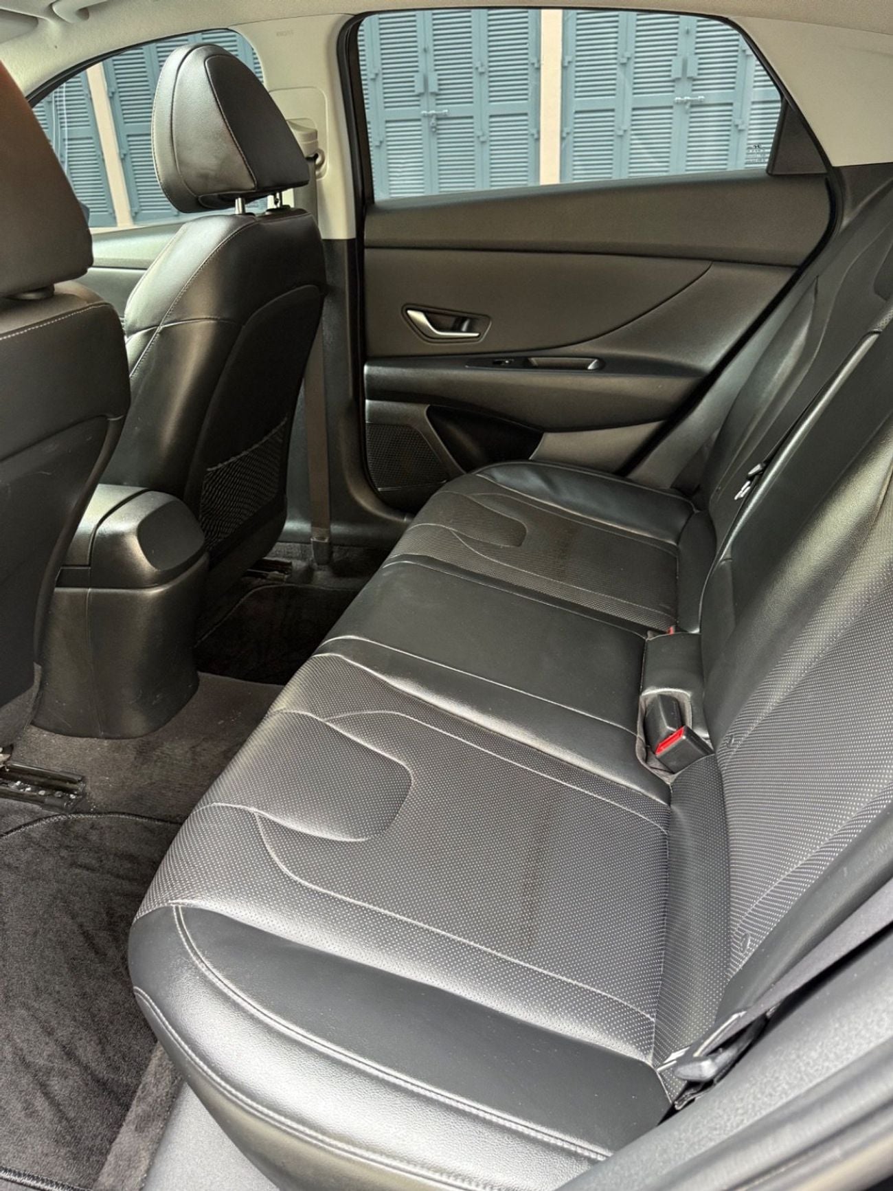 هيونداي إلانترا GLS 2.0L