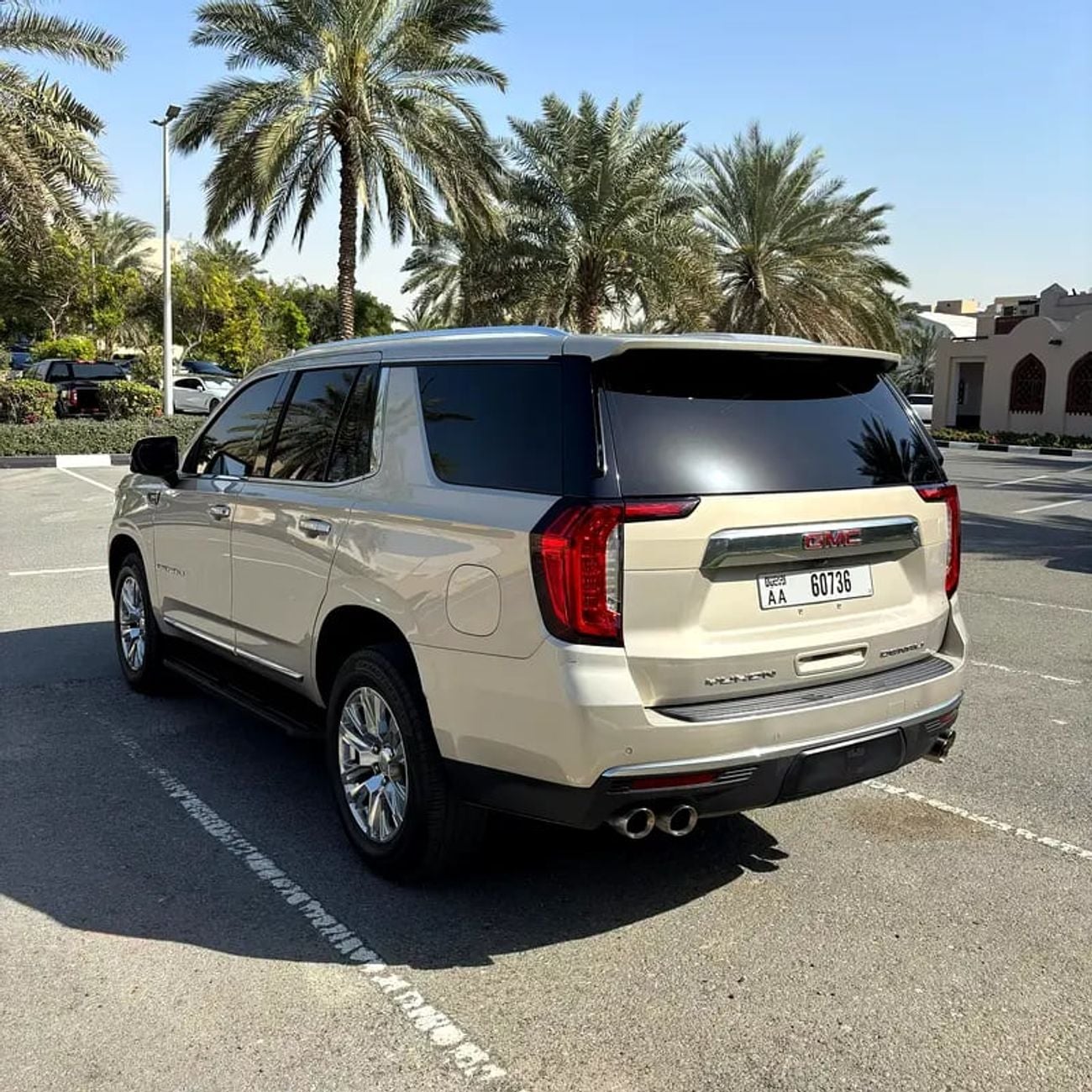 GMC Yukon Denali 6.2L Denali