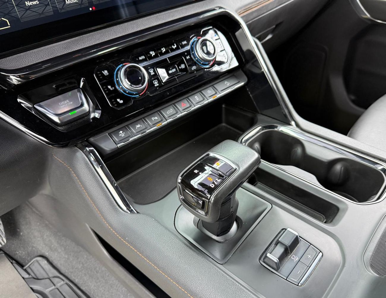 GMC Sierra 2022 GMC Sierra AT4, Shaheen Original Kit, 04/2028 Warranty, GCC