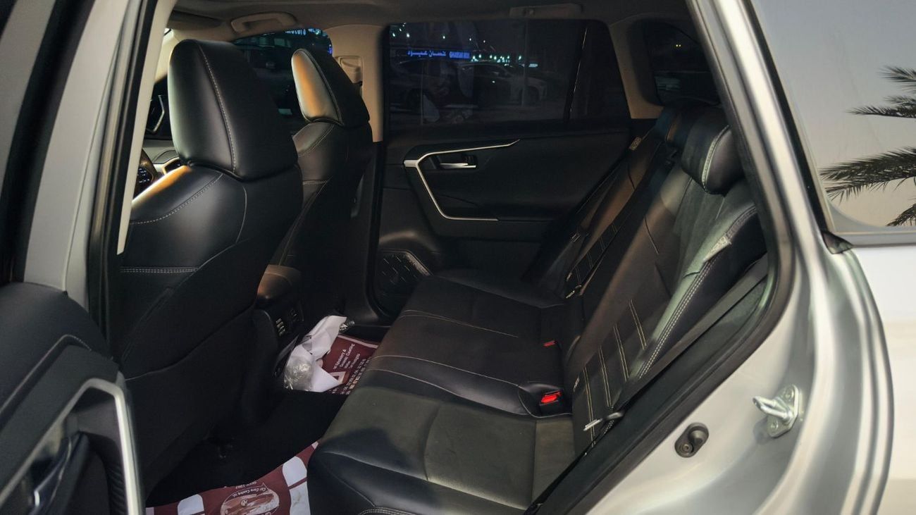 Toyota RAV4 PREMIUM CONDTION | 2000CC PETROL ENGINE | RHD | 2021 | SUNROOF | ELECTRIC & MEMORY SEAT