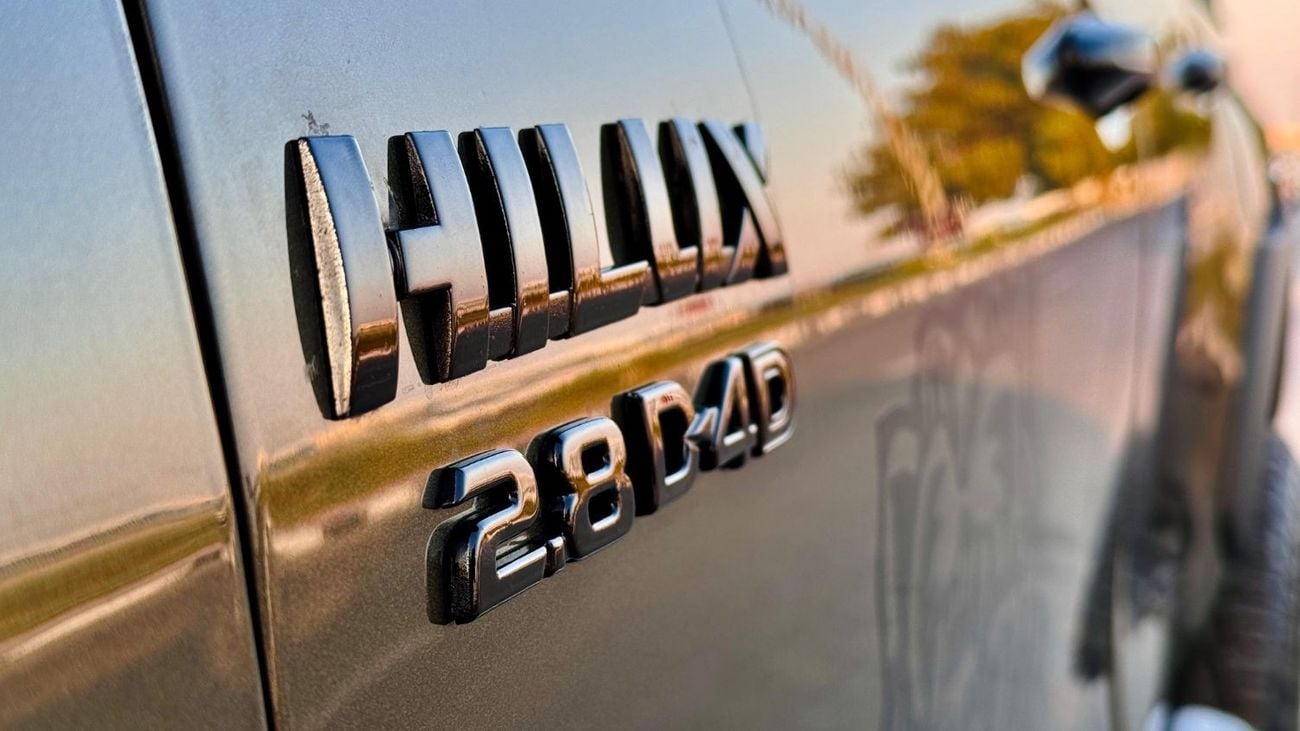 Toyota Hilux OFF ROAD MODIFIED | RHD | AWINING CAMPING TENT | 2018 | 2.8L DIESEL ENGINE | POWER SEAT | MANUAL TRA