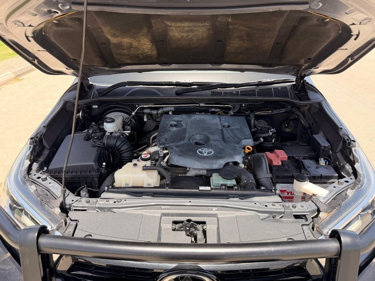 Toyota Hilux SR5 export from Australia