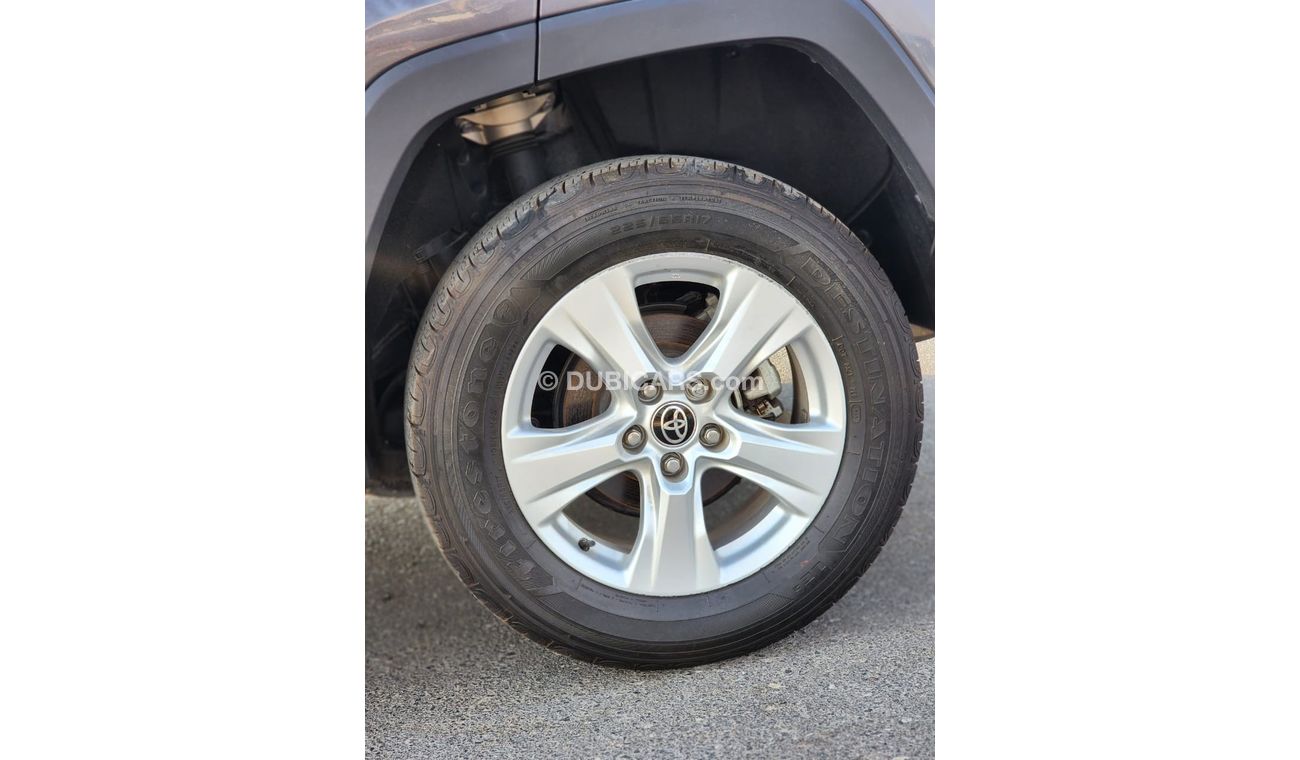 تويوتا راف ٤ Toyota Rav4 xle full option 2021