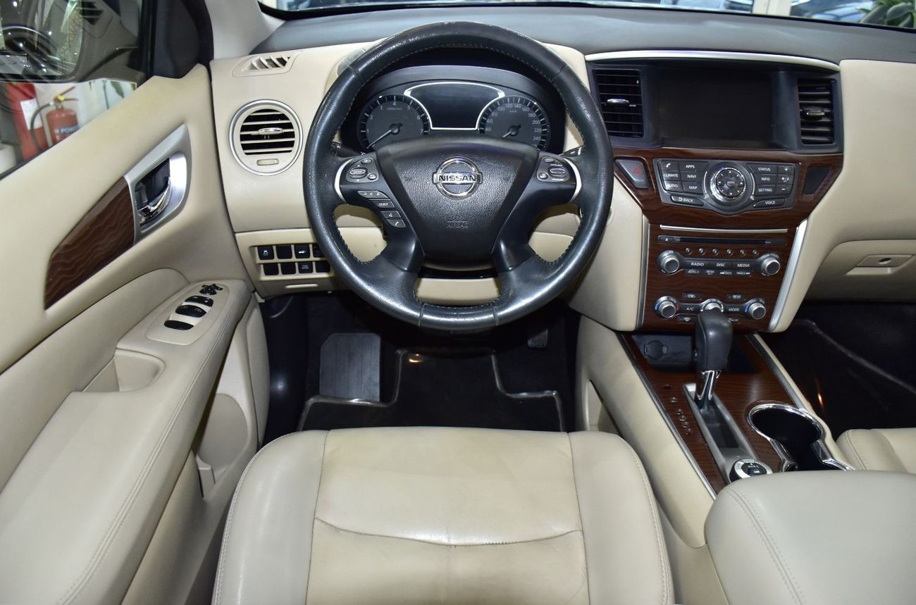 نيسان باثفايندر EXCELLENT DEAL for our Nissan Pathfinder SV 4WD ( 2018 Model ) in Grey Color GCC Specs