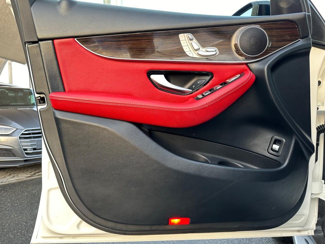 مرسيدس بنز GLC 300 AMG