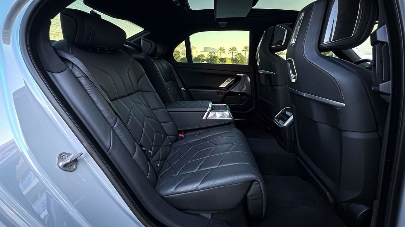 بي أم دبليو 750i 750e