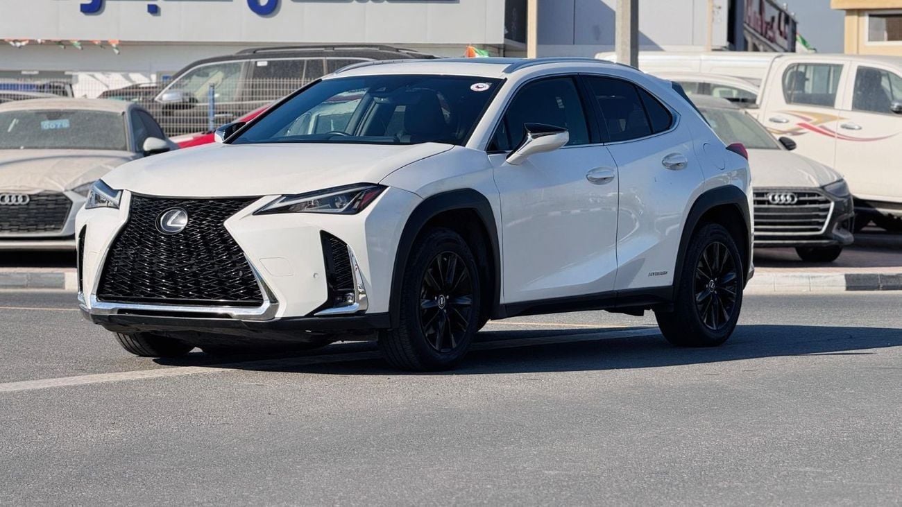Lexus UX250h PREMIUM CONDITION | WHITE COLOR | 2.0L HYBRID ENGINE | RHD | 2021 | REAR VIEW CAMERA