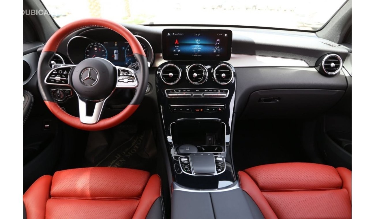 Mercedes-Benz GLC 300 4Matic 2tone interior.Local Registration + 5%