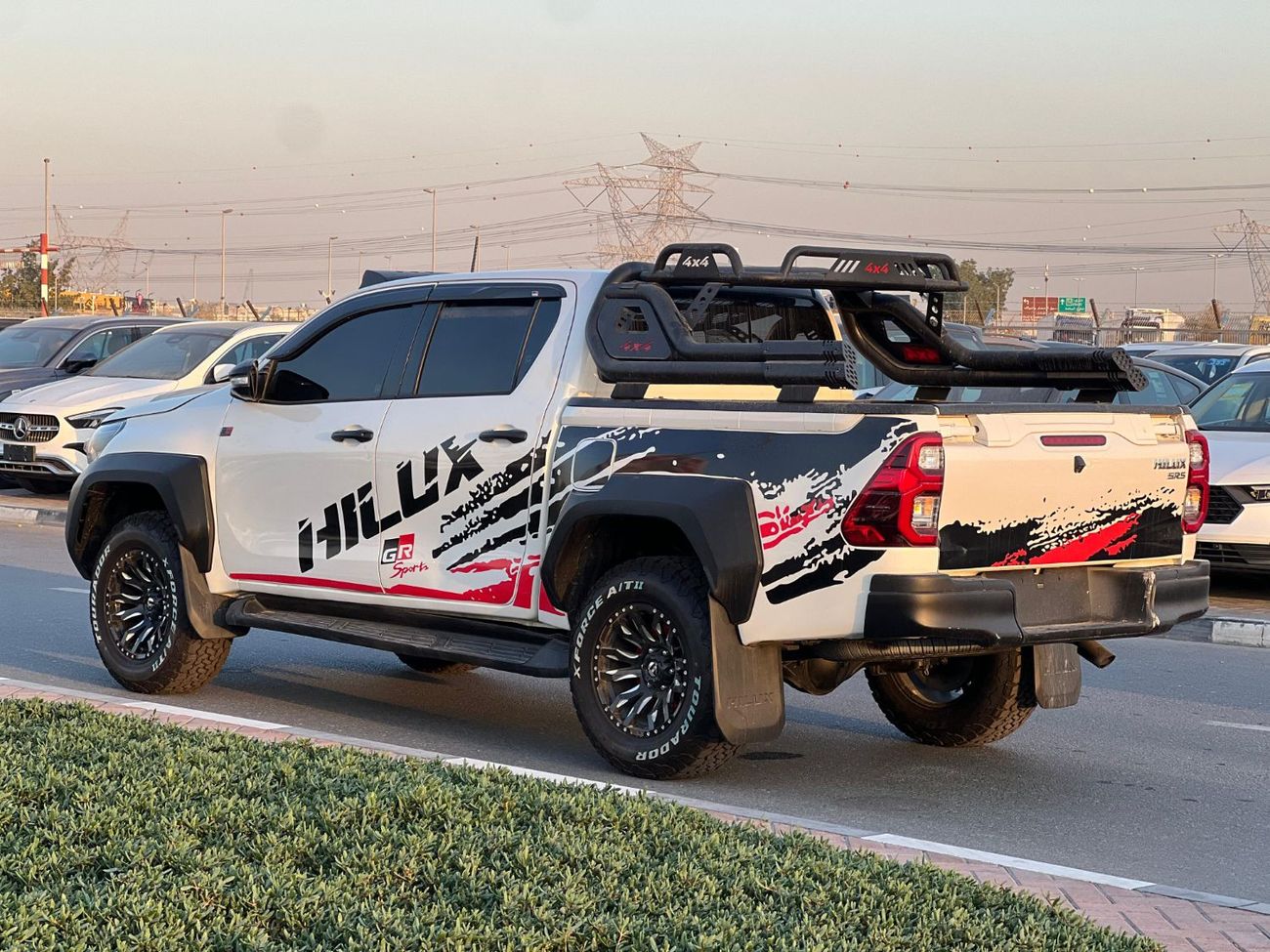 Toyota Hilux Toyota Hilux 2016model Modified 2024 Adventure 2.7 4x4 petrol Engine Colour white push start Transmi