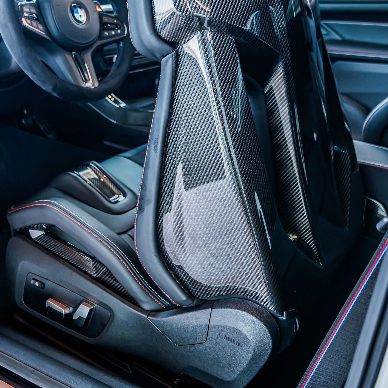 BMW M4 CSL