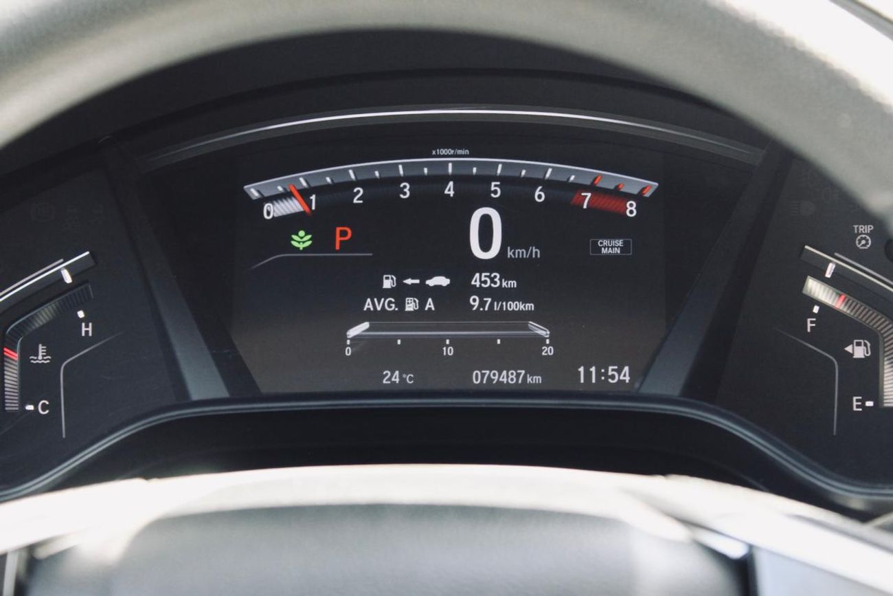 Honda CRV The 2021 Honda CR-V is a highly versatile, compact 5 or 7-seater SUV known for its strong 190-hp 1.5