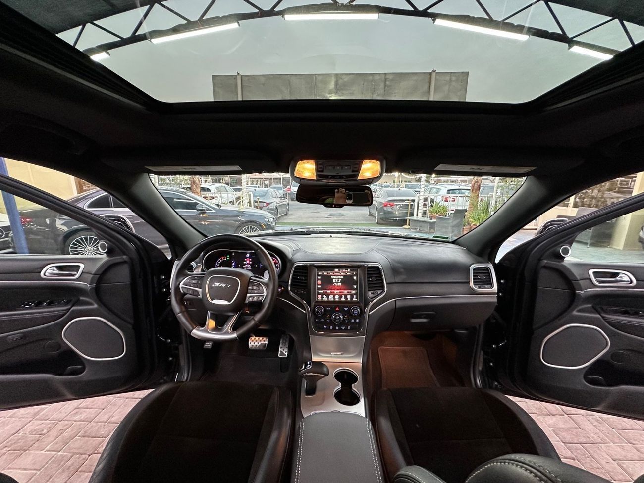 Jeep Grand Cherokee SRT8 6.4L