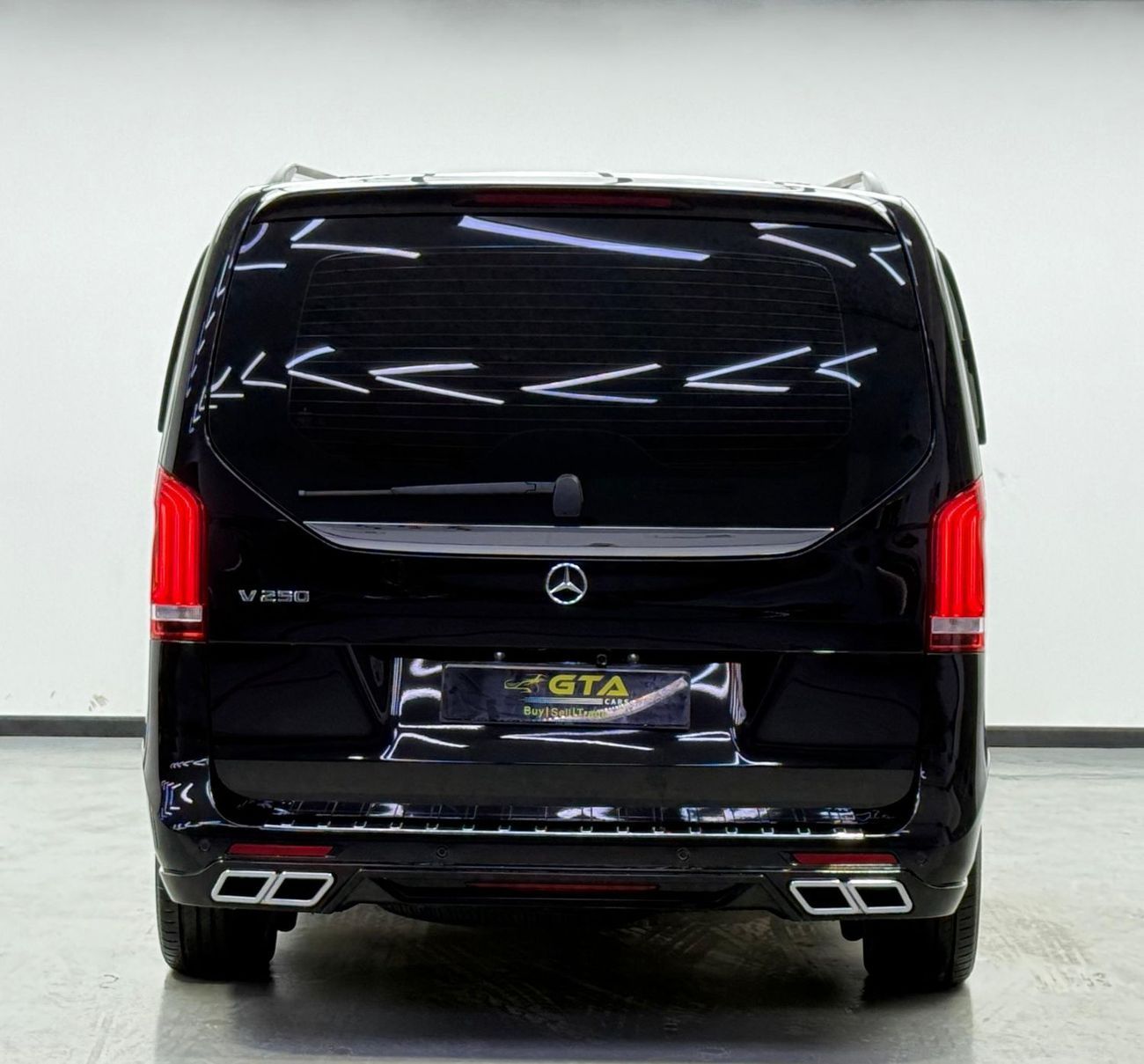 Mercedes-Benz V 250 2023 Mercedes Benz V250 V-Line Design, Warranty, Low Km, Fully Loaded, Excellent Condition, GCC