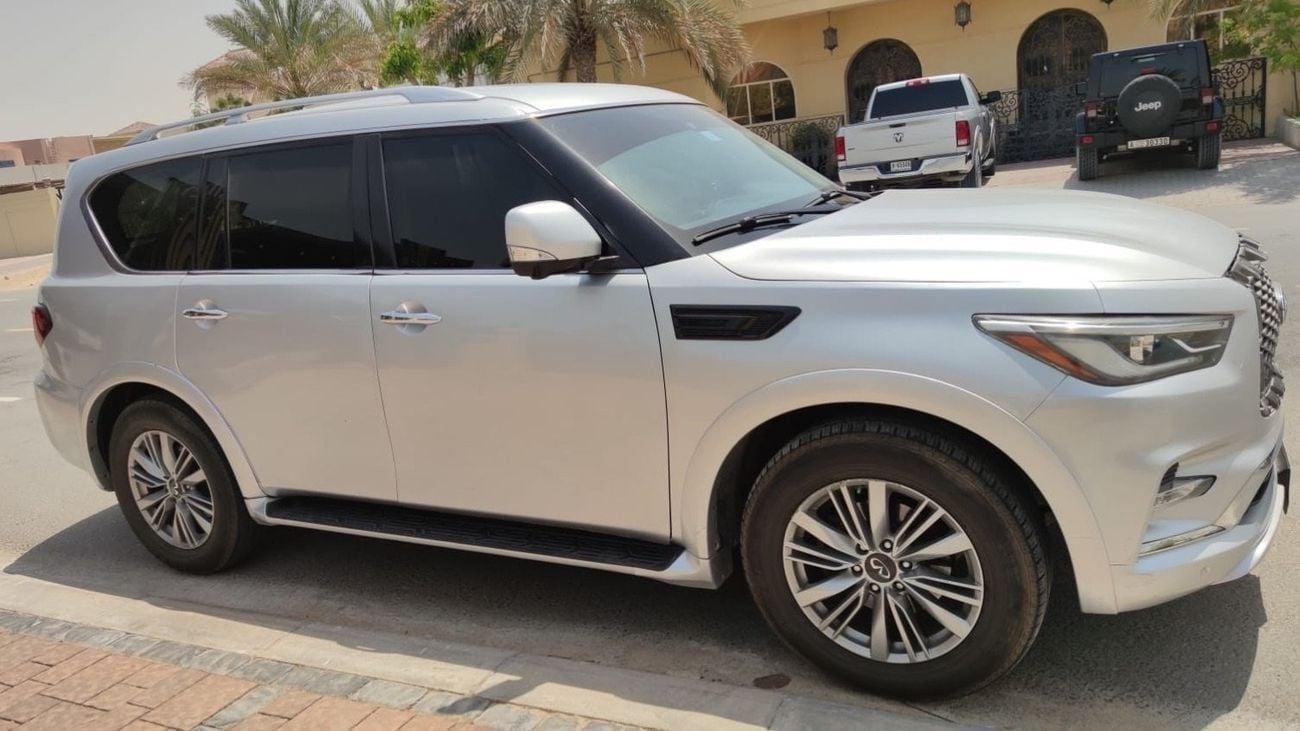 Infiniti QX80 Black Edition 5.6L