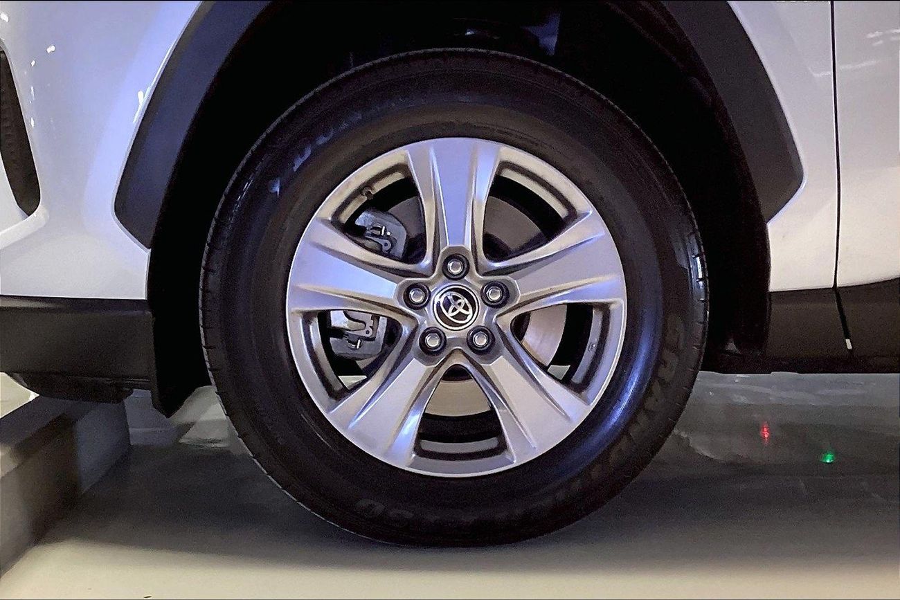 تويوتا راف ٤ EX | شامل الضمان | 0 ﺪﻔﻋﺓ ﺃﻮﻟﻯ