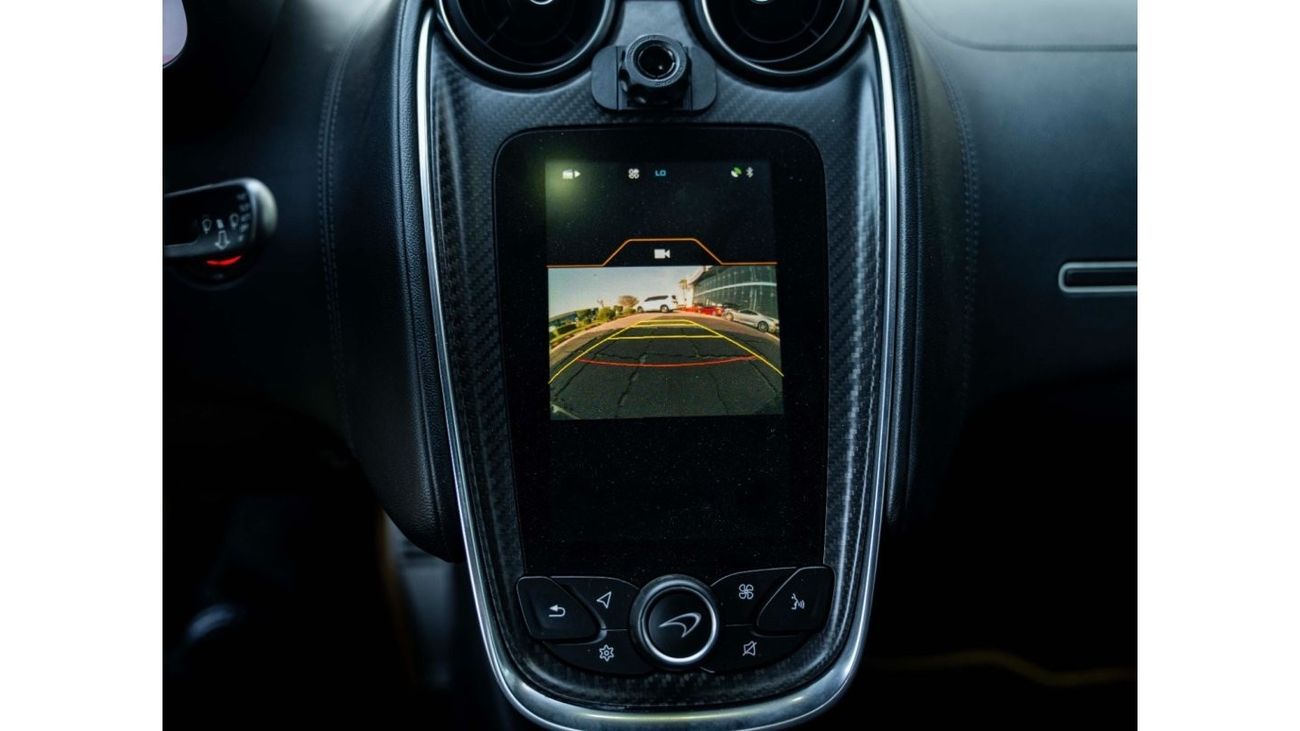 مكلارين 570S AED 13,933 PM • 570 S CARBON PACKAGE • ONLY 52,000 KMS • FREE SERVICES UNTIL 02/2025