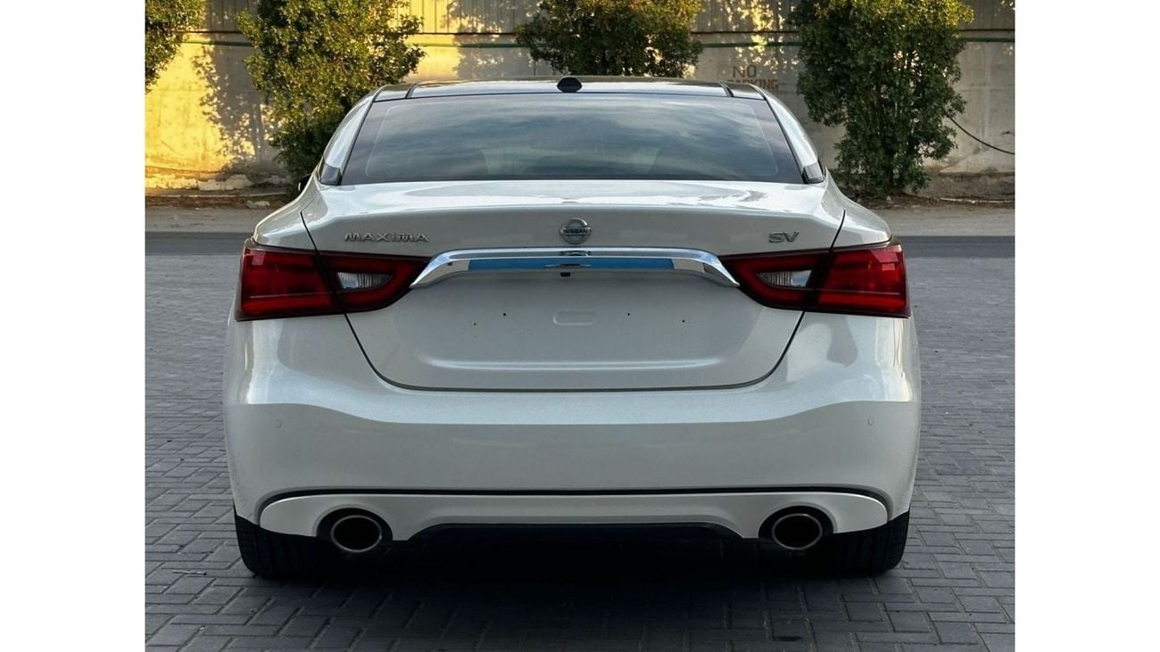 Nissan Maxima SV