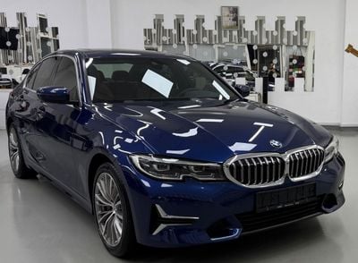 BMW 330i LUXURY LINE