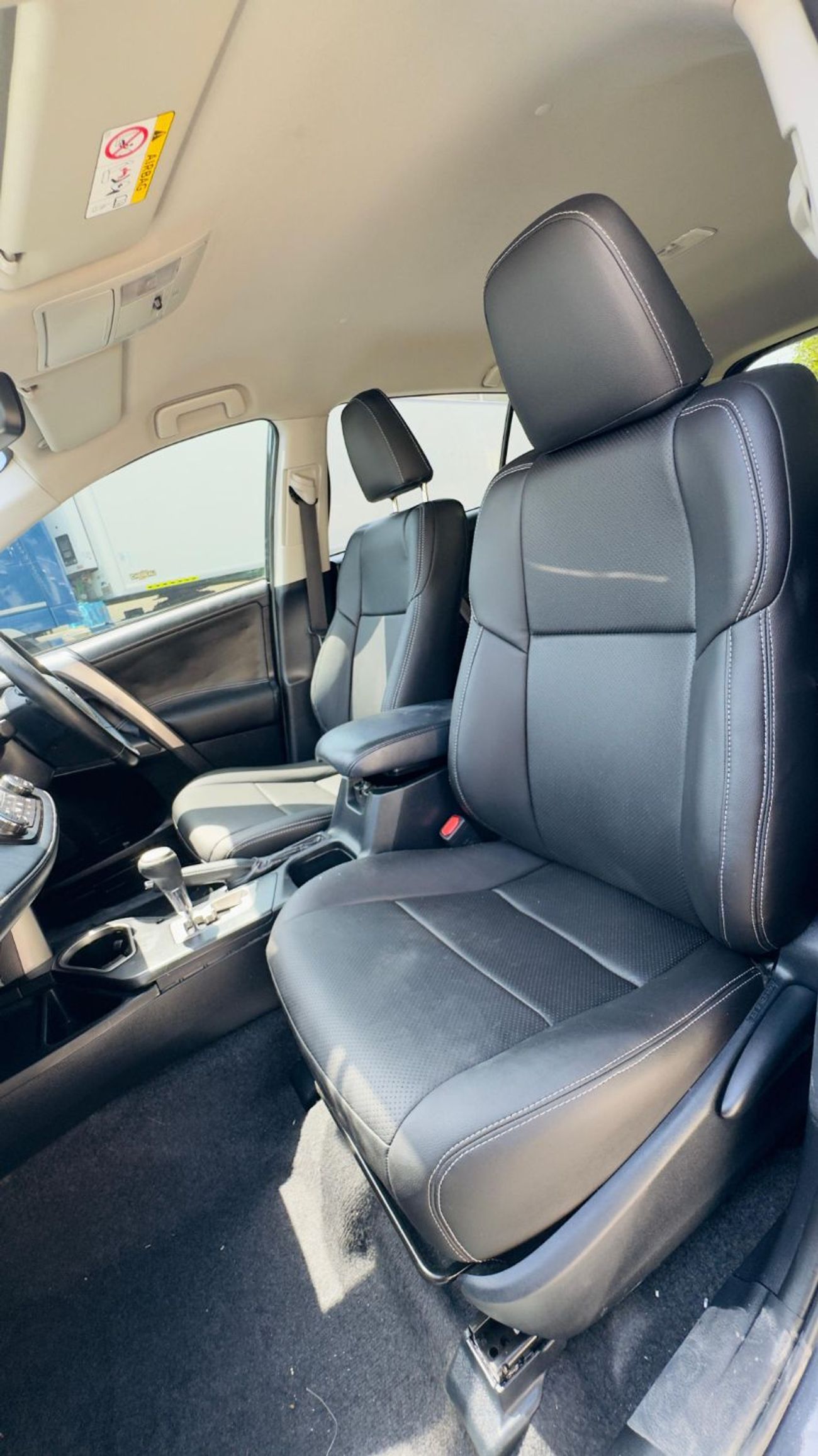 Toyota RAV4 AUTO TRANSMISSION | RHD | 2.0L PETROL ENGINE | PUSH START ENGINE | COMPACT SUV