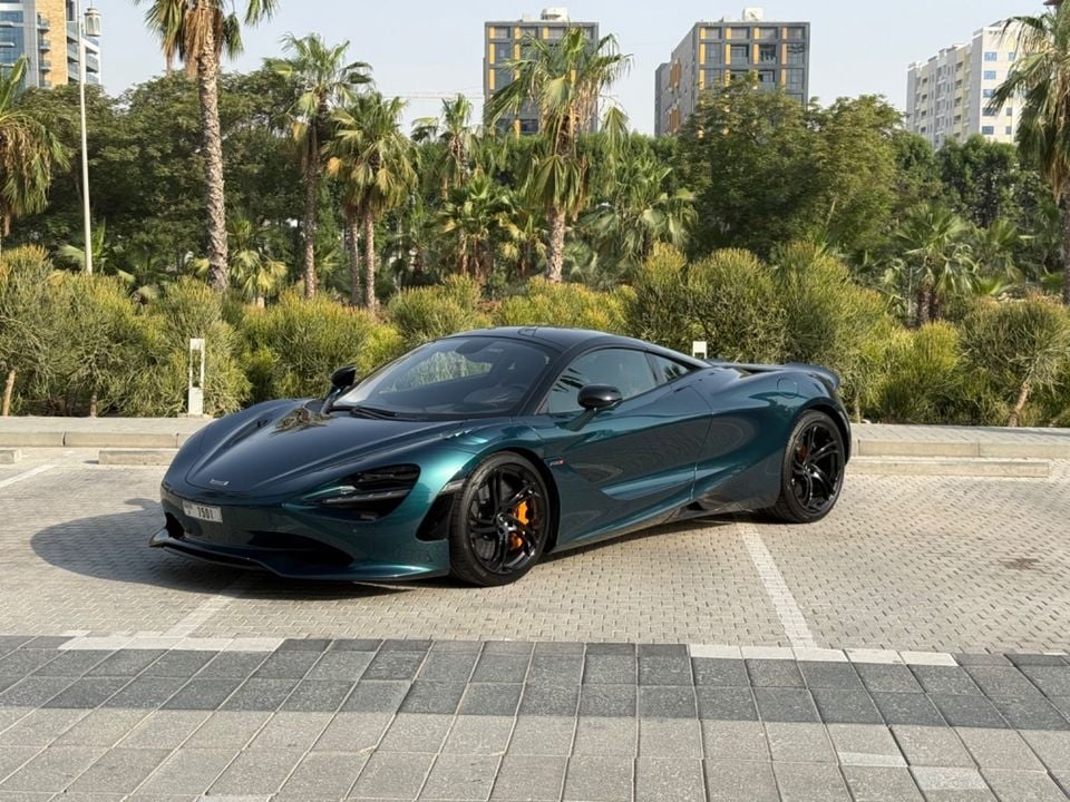 McLaren 750S COUPE 2025