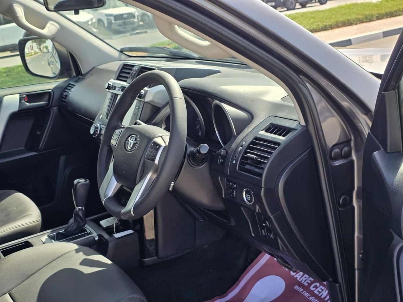 Toyota Prado RIGHT HAND DRIVE ONLY FOR EXPORT 2.8L 7 SEAT LEATHER ELECTRIC SEAT