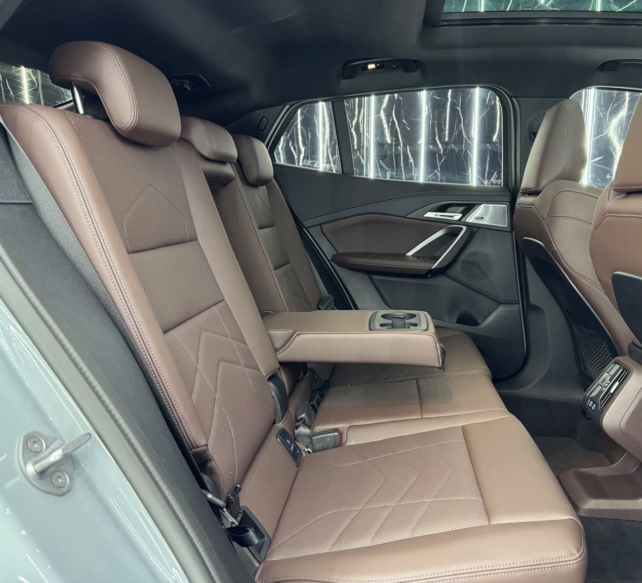 بي أم دبليو X2 SDRIVE18i M SPORT 2024 BMW X2 sDrive  18i |GCC | Original Paint | Low Mileage | AGMC Full service history