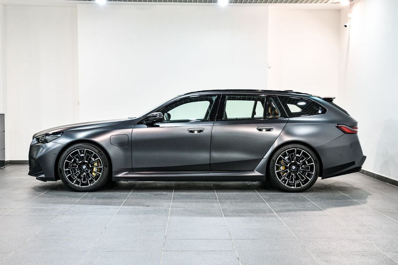 بي أم دبليو M5 TOURING MASTERCLASS