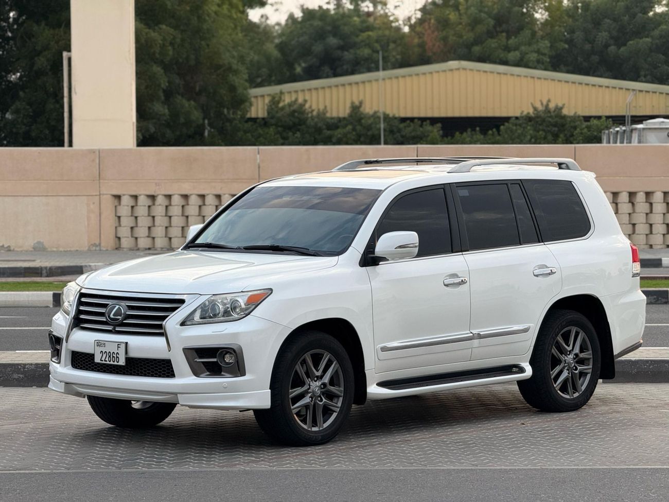 Lexus LX 570 Sport