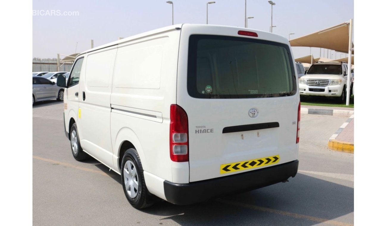 Toyota Hiace 2015 STANDARD ROOF DELIVERY VAN WITH GCC SPECS