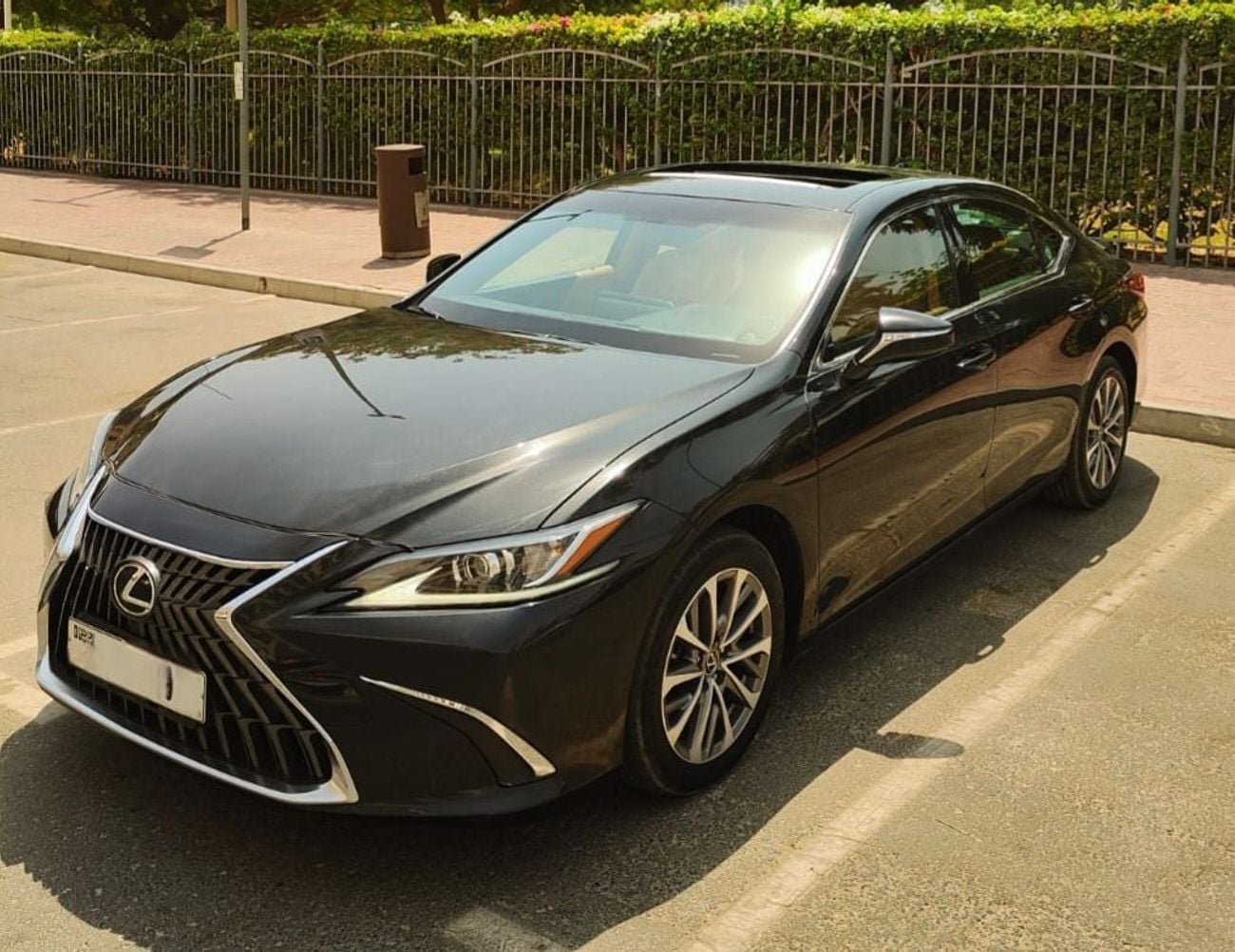 لكزس ES300h HYBRID