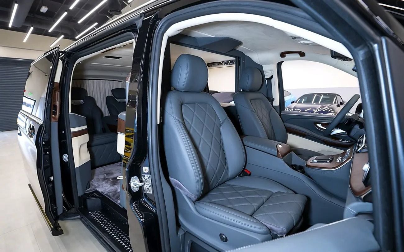 Mercedes Benz V300 300