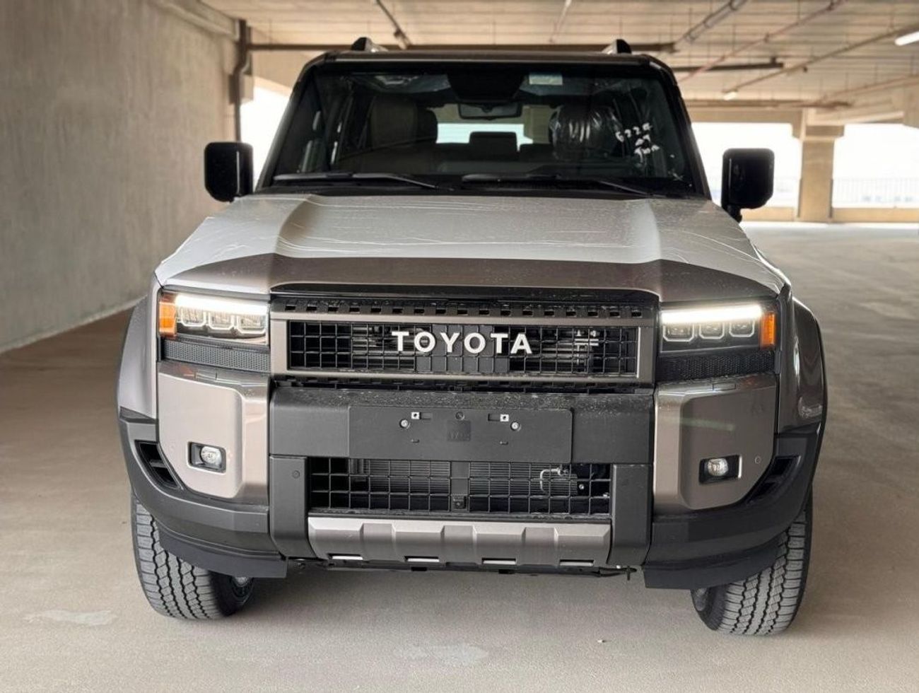 تويوتا برادو 2.4L PETROL LUXURY 2024