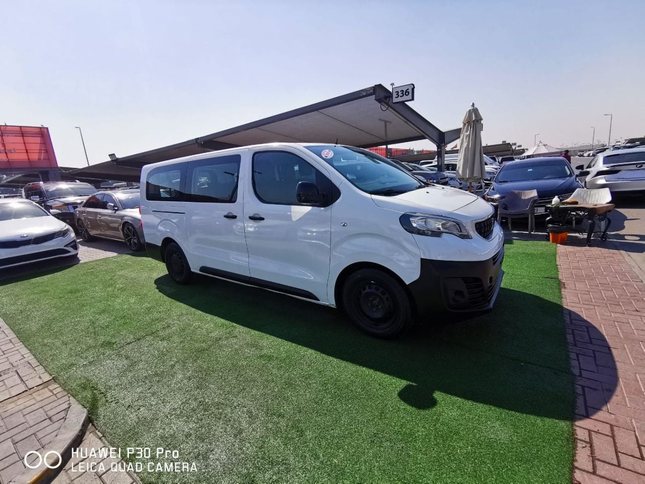 Peugeot Expert first owner -  original paint, 9 seats