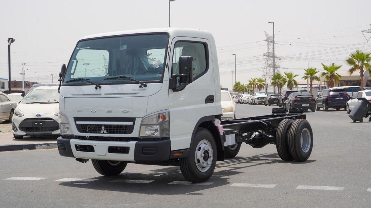 ميتسوبيشي كانتر فان Brand New Mitsubishi Fuso Canter 2026 4.2L 2WD Diesel |White/Black |CANTERCHASSIS-100-4.2-25 |FOR EX