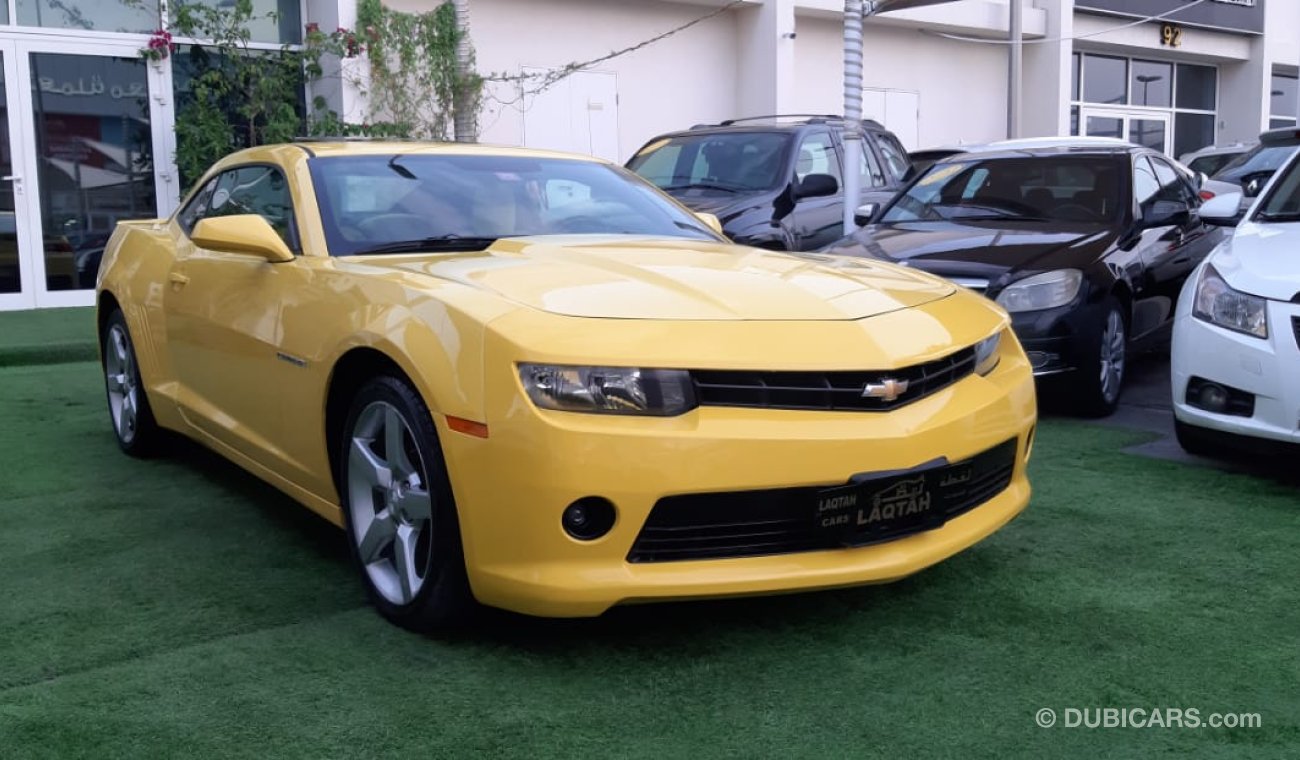 Chevrolet Camaro Coupe  number one - hatch - leather - alloy wheels - sensors - screen in excellent condition G .C. C