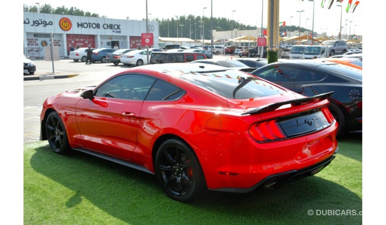 Ford Mustang MUSTANG ECOBOOST VERY GOOD CONDTION