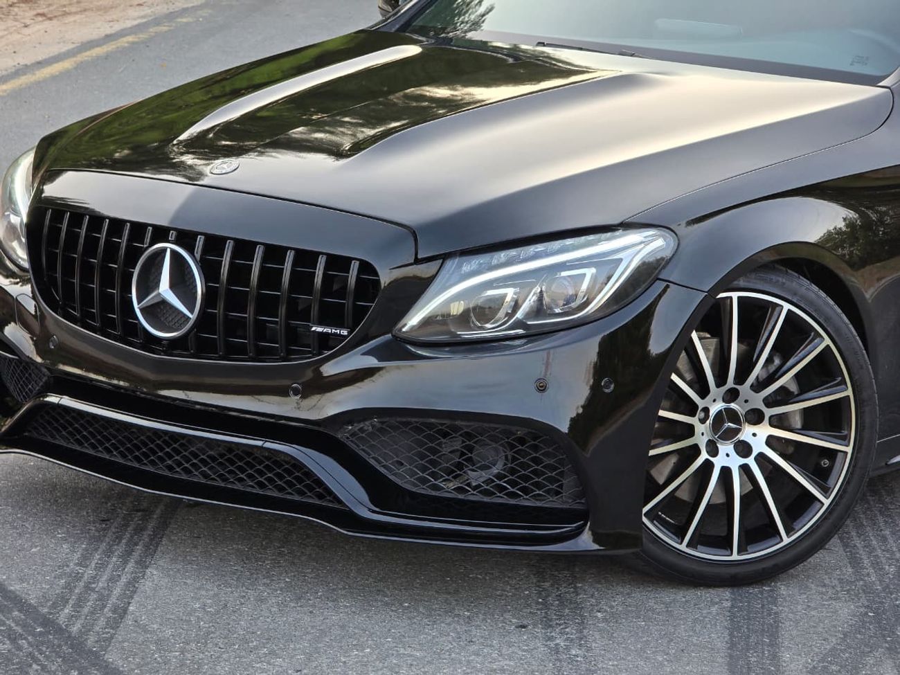 Mercedes-Benz C 300 Premium 2.0L MERCEDES C-300 2018 US BODYKIT C-63 AMG // FULL OPITION // PERFECT CONDITION