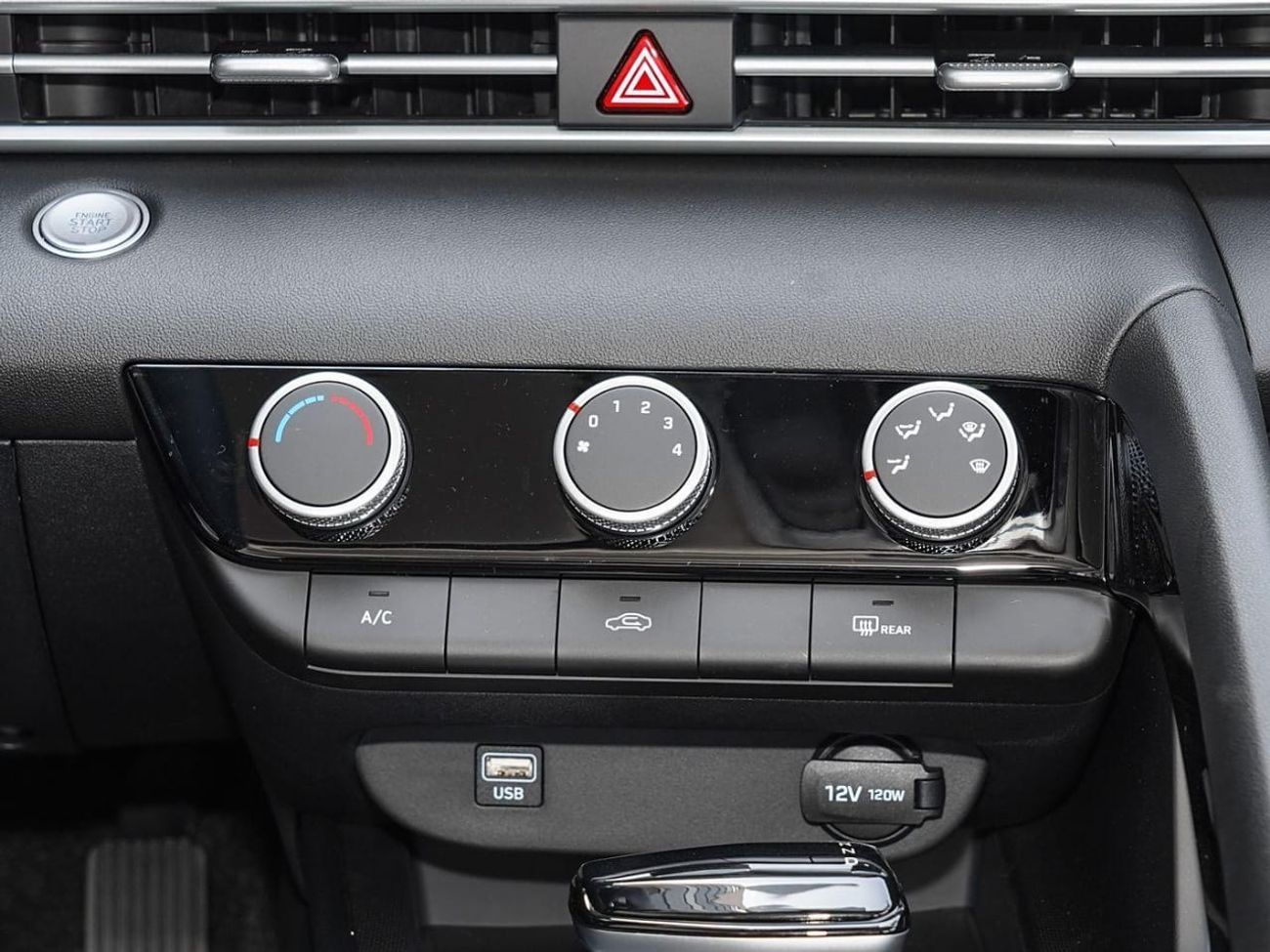 Hyundai Elantra HYUNDAI ELANTRA 1.5 GLX 2025