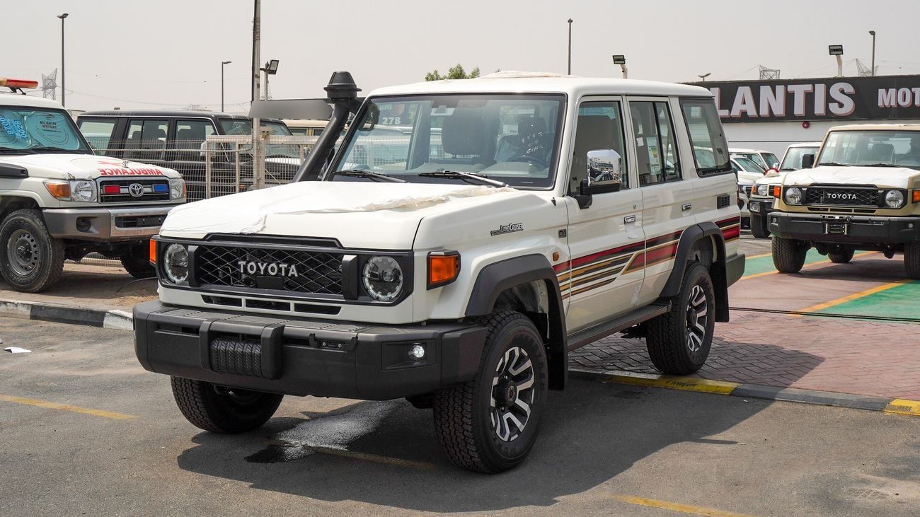 Toyota Land Cruiser 70 LX 2.8L Diesel A/T